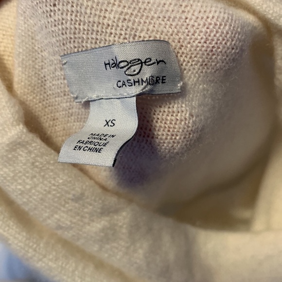 Halogen off white cream cashmere turtleneck sweater side slits soft size XS - Picture 7 of 8